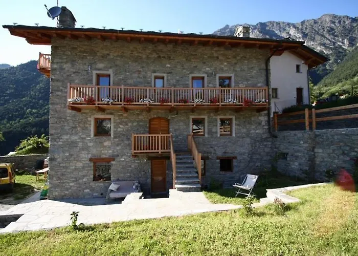 Bed and Breakfast Maison Perriere - D'hotes & Jacuzzi 3*