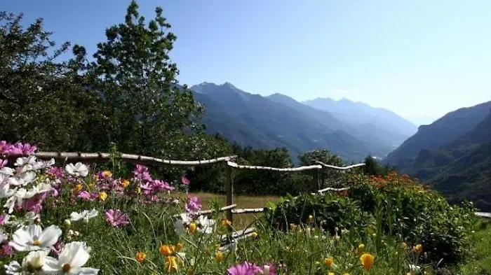 Bed and Breakfast Maison Perriere - D'hotes & Jacuzzi 3*