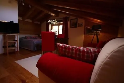 Maison Perriere - D'hotes & Jacuzzi Panzió