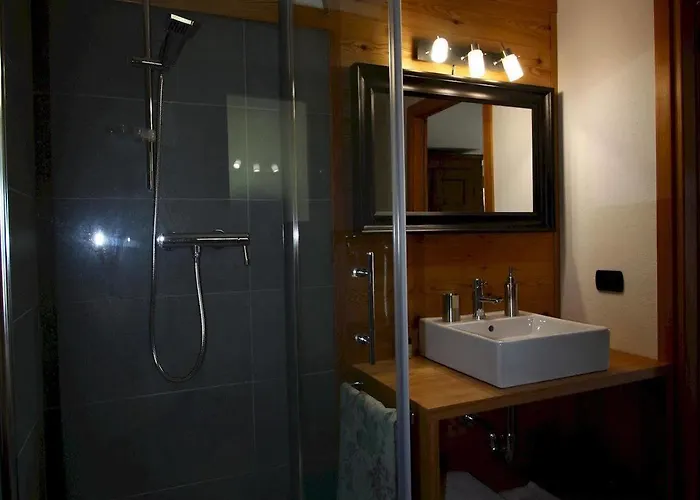 Maison Perriere - D'hotes & Jacuzzi