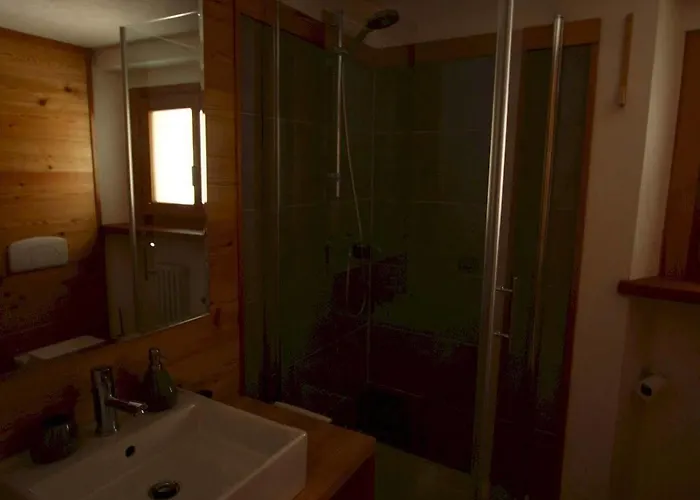 Maison Perriere - D'hotes & Jacuzzi Panzió Ferriere