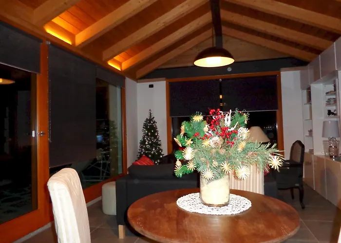 לינה וארוחת בוקר Maison Perriere - D'hotes & Jacuzzi Ferriere